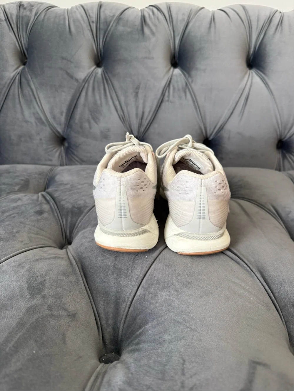 Nike light gray